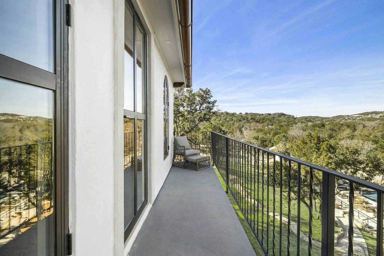 Villa 2 at Las Luces Village — photo 20 of 21