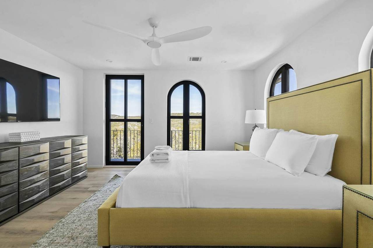 Villa 2 at Las Luces Village — photo 12 of 21