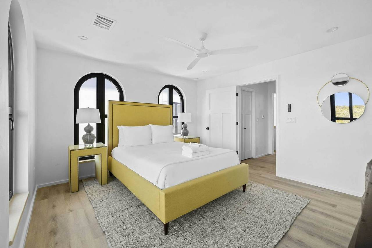 Villa 2 at Las Luces Village — photo 13 of 21