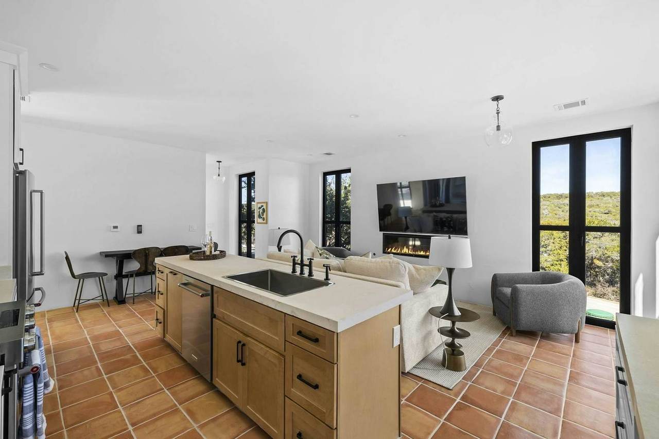 Villa 4 at Las Luces Village — photo 9 of 20