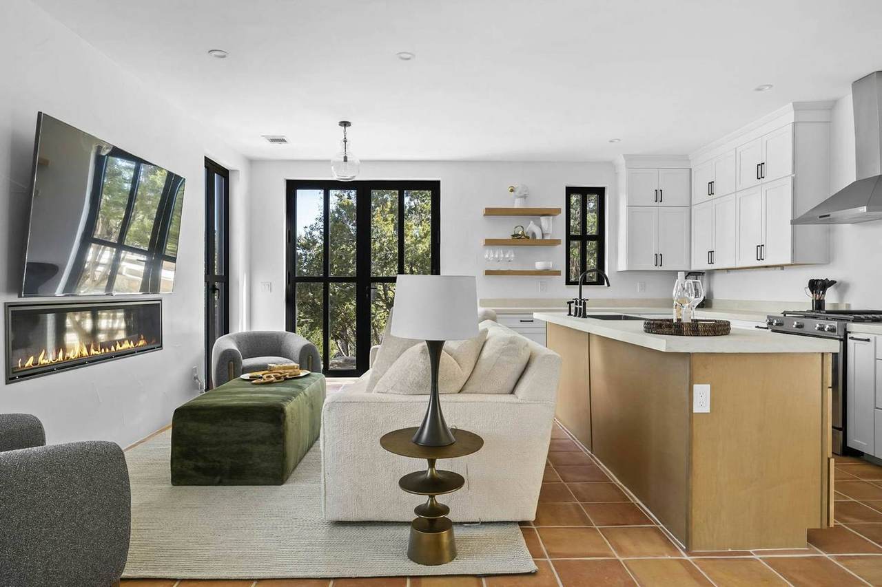 Villa 4 at Las Luces Village — photo 4 of 20